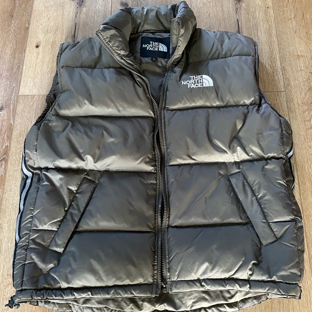 north face puffer vest; gray; large
